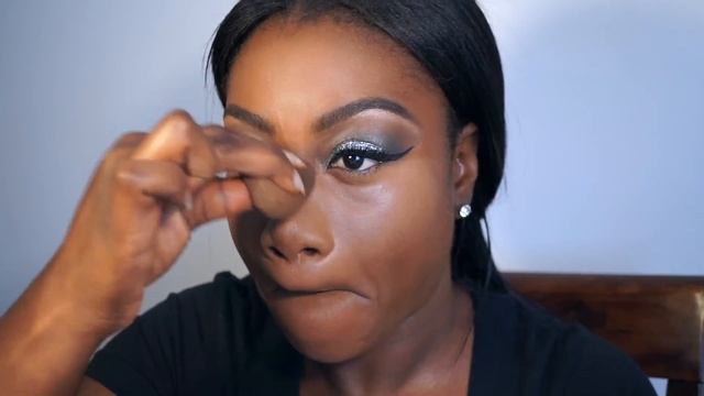 Silver glitter smokey eye makeup tutorial смотреть онлайн
