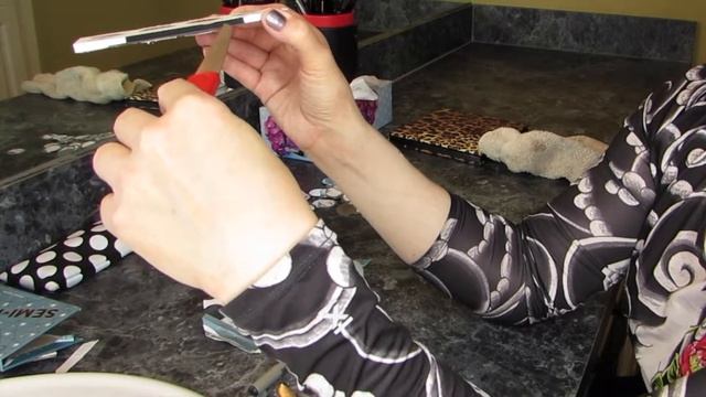 Depotting the Colourpop Semi-Precious Palette смотреть онлайн