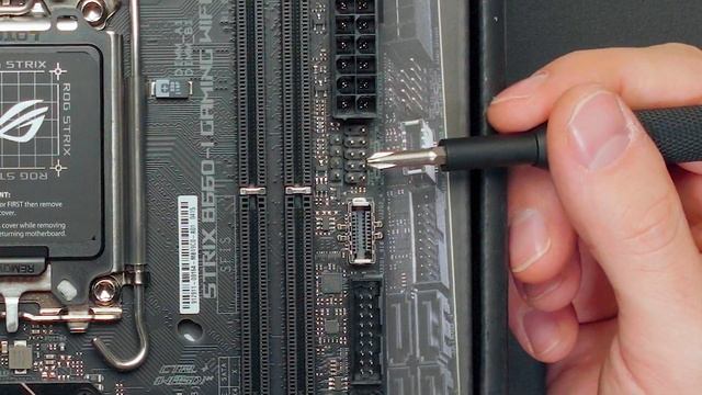 It could've been perfect... | Asus ROG Strix B660i Motherboard Overview смотреть онлайн