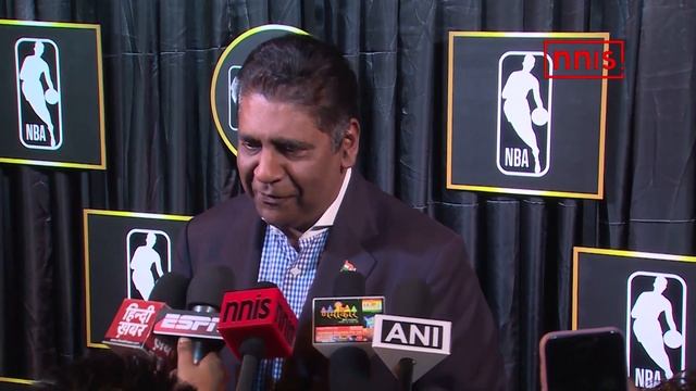 Abhishek Bachchan Hosts NBA Player Kevin Durant In Delhi смотреть онлайн