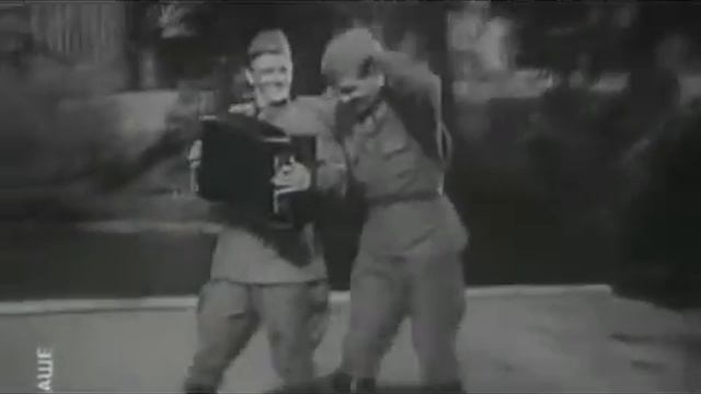 Bum Shakers - Mother Russia смотреть онлайн