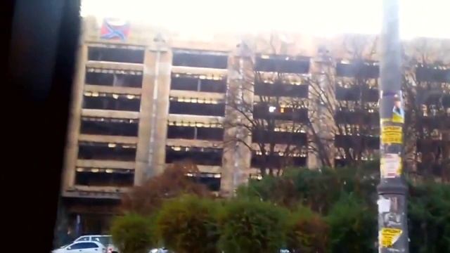 Донецк в центре Киева вывесили флаг Новороссии смотреть онлайн