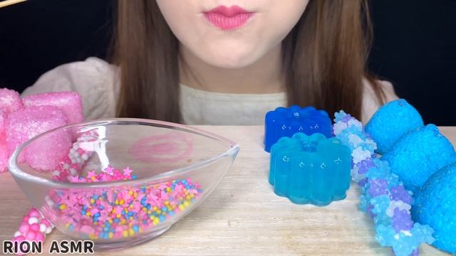【ASMR】【咀嚼音 】PINK BLUE DESSERTS KONPEITO ROPE CANSY MACARON MUKBANG 먹방 食べる音 EATINGSOUNDS NOTALKING смотреть онлайн