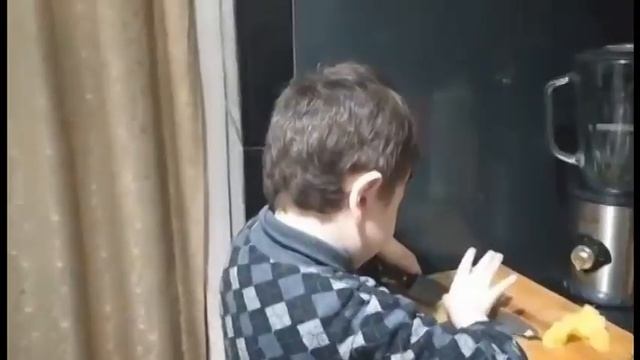 Կարմիր կաղամբով աղցան