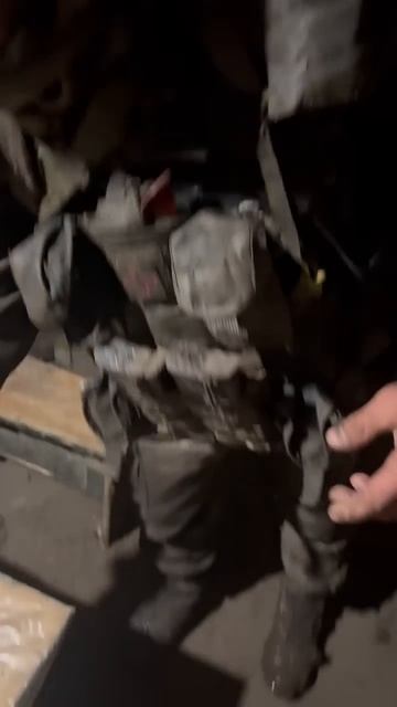 Грязные, мокрые, усталые
Не сломить Российского военнослужащего смотреть онлайн