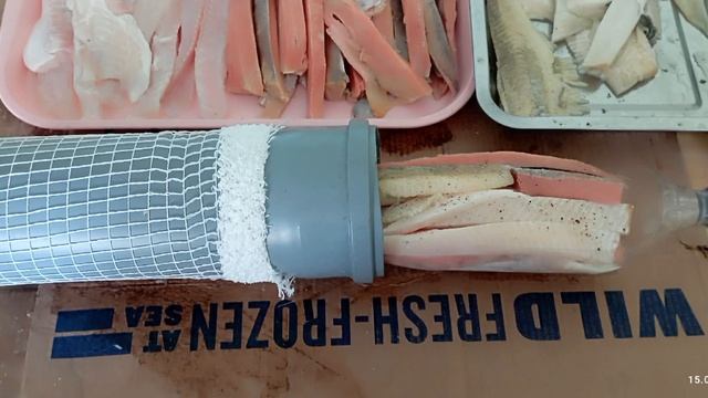 Рыбный рулет горячего копчения: Камбала, горбуша и пангасиус.