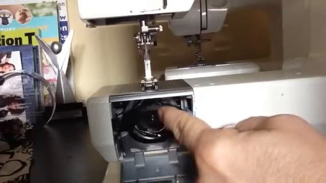 Fixing the Bobbin part of your Bernini смотреть онлайн