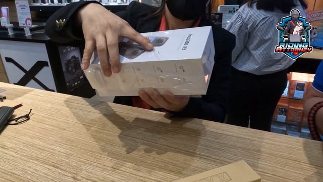 Insta360 X3 | UNBOXING & PRICE REVEAL | Ultimate Camera na Pang Motovlog смотреть онлайн