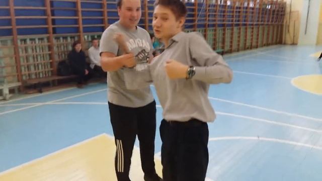 Мжельский & Баранов [Властелин колец! Силовая игра от 26.10.2016.] смотреть онлайн