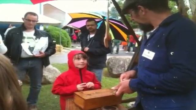 Mais Au Fait ,tu Sais Parler ?! AH Boonnn ! Ça Me Rassure ! (2014)