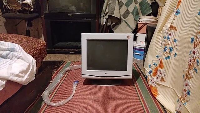 Обзор кинескопного монитора LG Flatron FB770HB-17EL-CA-124-BEJEB770H. смотреть онлайн