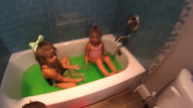 Slime Bath - Gelli Baff - Kid's slime bath - Cool toy смотреть онлайн