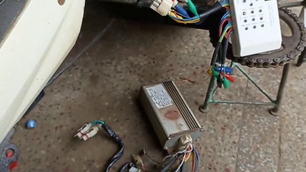 Electric scooter controller testing test electric scooter controller