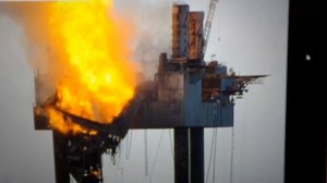 На Нефтяной Платформе Снова Произошёл Пожар