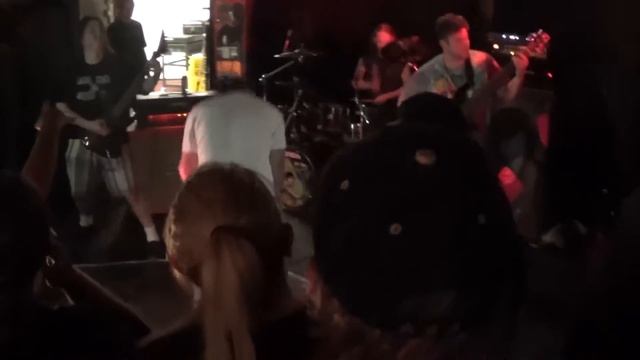 Waking Nightmare - Cancer Whore - live @ MACHETEFEST IV смотреть онлайн