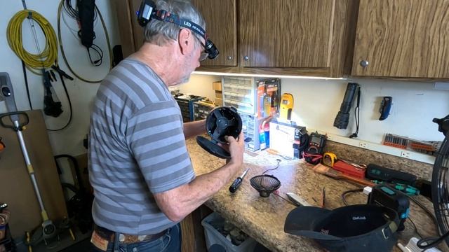 Fenun Fly And Mosquito Catcher Fan Cleaning Procedure