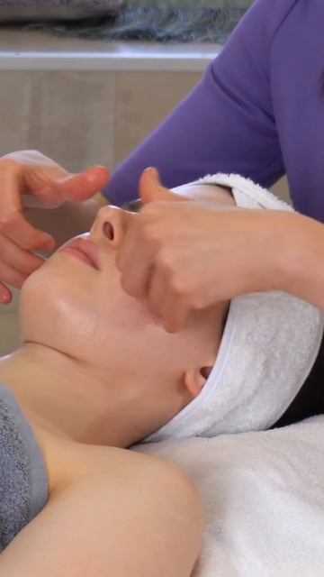 Самая эффективная техника от отеков #обучениемассажу #массаж #курсымассажа #отеки #отёки смотреть онлайн