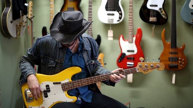 1981 Fender International Series Monaco Yellow Vintage P-Bass смотреть онлайн