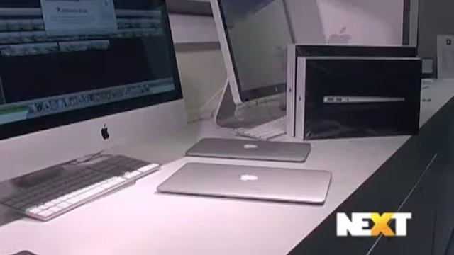 MacBook Air First Look смотреть онлайн