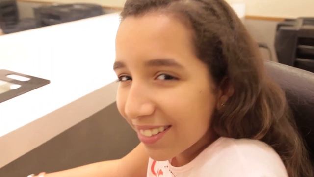 MINI DIVA SOFIA смотреть онлайн