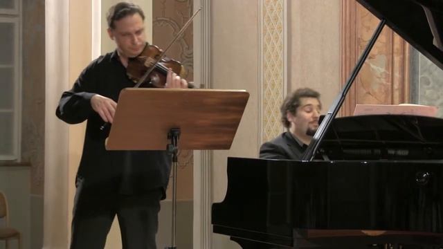 J. Brahms - Hungarian Dance No.1 for Violin and Piano смотреть онлайн