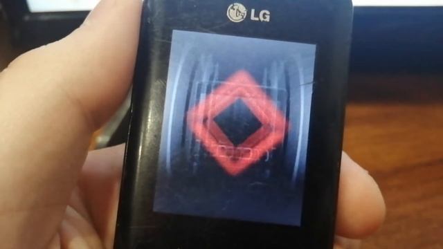 LG KG800 Chocolate Startup On/Off