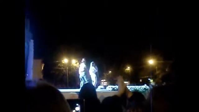 ЮЛИАНА КАРАУЛОВА в НОВОДВИНСКЕ и ПРАЗДНИЧНЫЙ ФЕЙЕРВЕРК смотреть онлайн