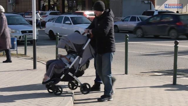 Народный фронт вновь проверяет доступность для инвалидов-колясочников магазинов, школ, аптек... смотреть онлайн