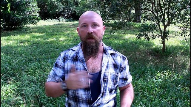 Advantages Of a Bolo Vs Latin Style Machete & Why I Only Use One of Them. смотреть онлайн