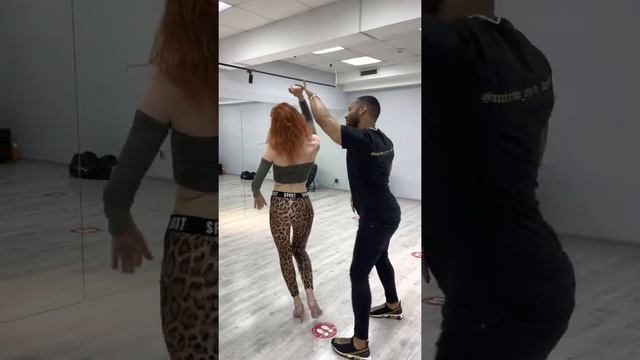 G WAGON Bachata remix 🔥🎶 DJC, Ozuna Edelmiro y Ulyana смотреть онлайн