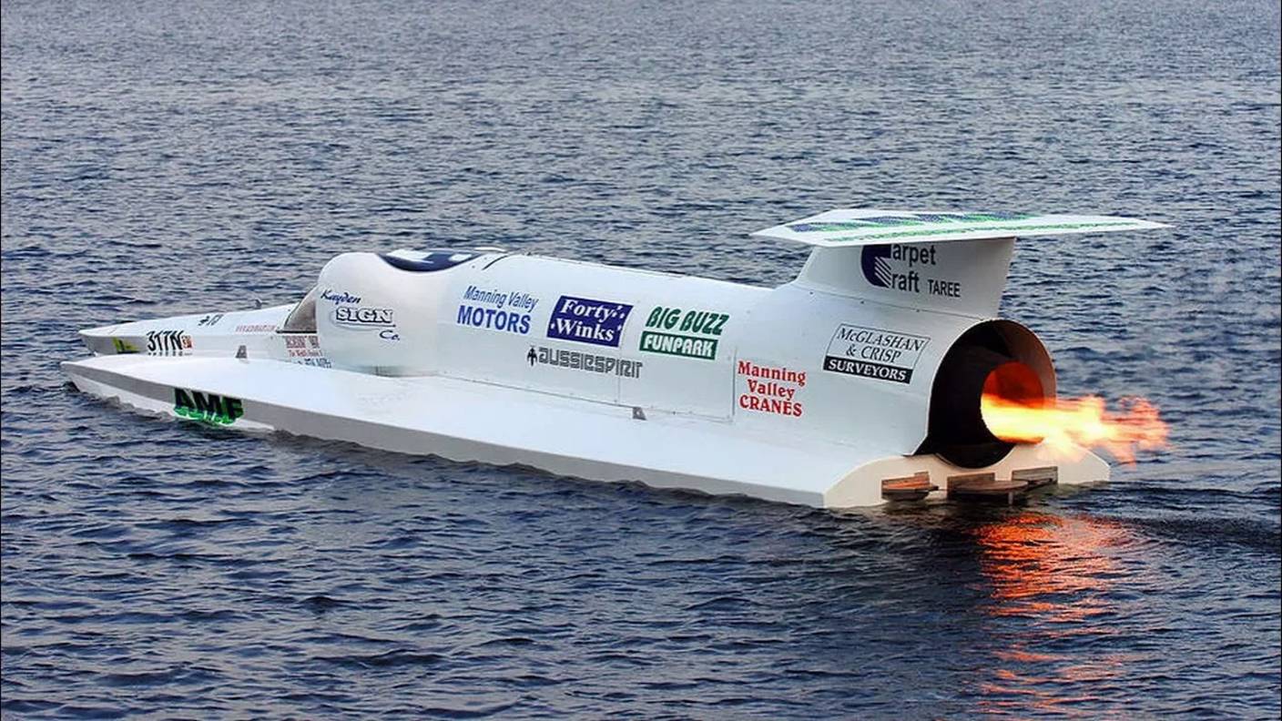 Самые быстрые и скоростные катера в мире! смотреть онлайн