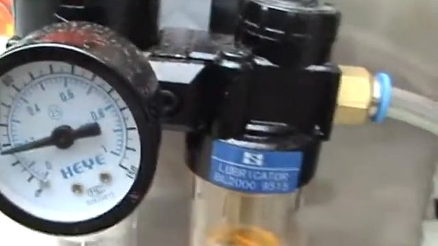 фасовка катающихся продуктов типа профитроли на весовом дозаторе смотреть онлайн