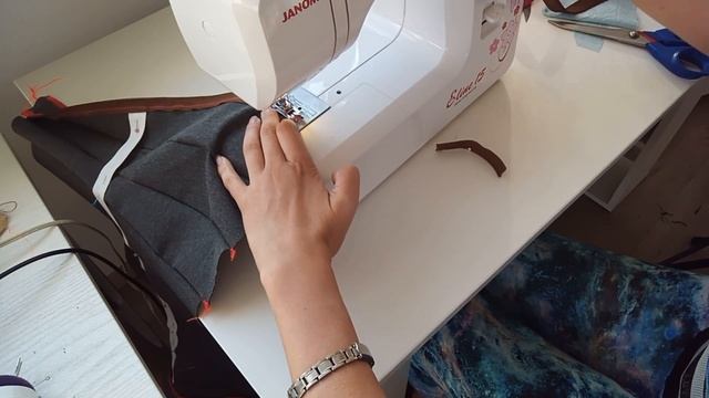 Шиємо легкий корсаж з припусками назовні