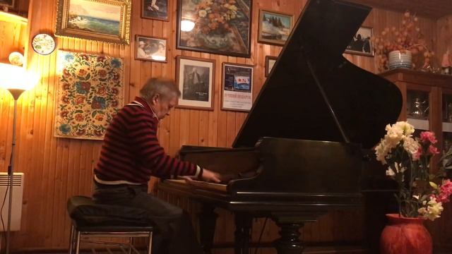 Солодахин ВМ Vladimir Solodahin plays Schumann Valse noble from Carnaval op.9 смотреть онлайн