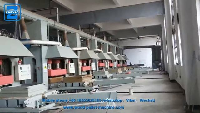 Molded pallet one-in two-mold production line смотреть онлайн