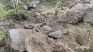 Копаем колодец экскаватором.