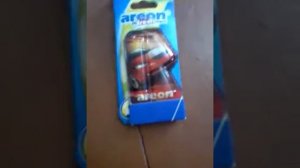 Розпаковка ароматизатора areon