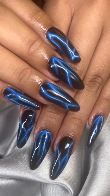 It’s giving electric blue 💙x⚡️ #nails #nailinspo #nailsart #nailsoftheday #fillday #blacknails смотреть онлайн