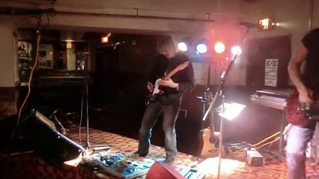 Rob kirkham and Neon Rain смотреть онлайн