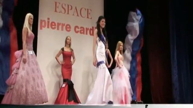 Fashion House International смотреть онлайн