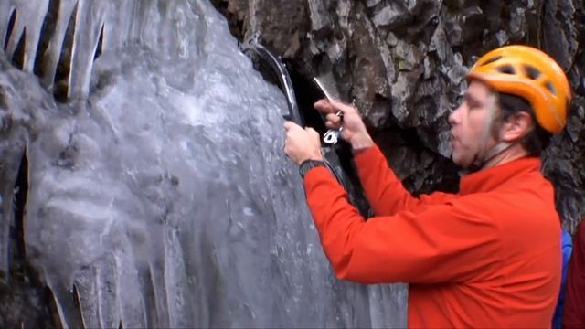 ARC'TERYX Roger Strong - Ice Screw clinic смотреть онлайн