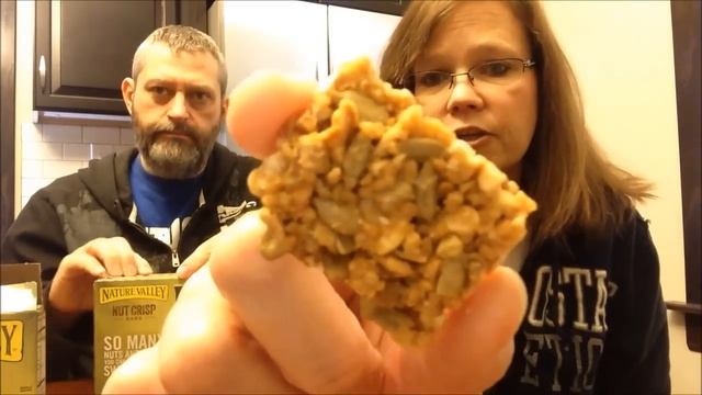 Nature Valley Nut Crisp Bars: Salted Caramel Peanut & Almond Dark Chocolate Review