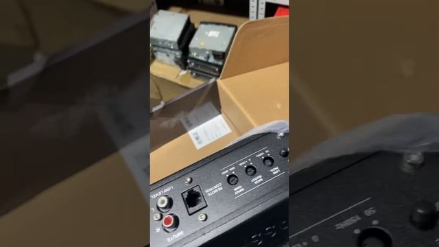 Активный сабвуфер под сидение JBL