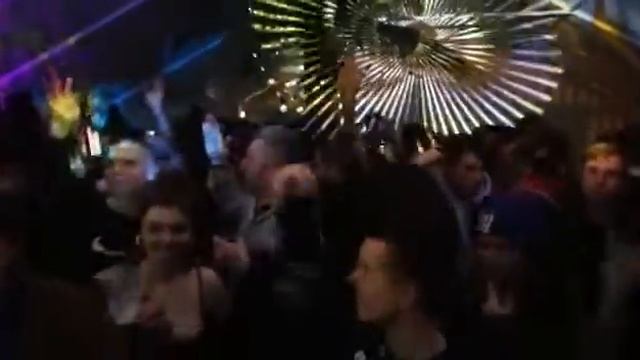 Heated Tent at The Cause смотреть онлайн