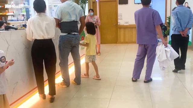 Bibi Monkey Took Chip To The Hospital With Dad