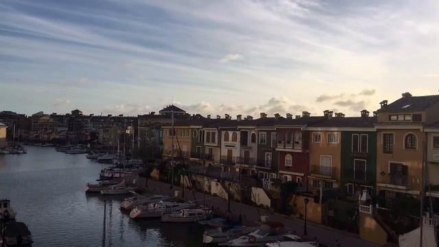 Time Lapse de Port Saplaya смотреть онлайн