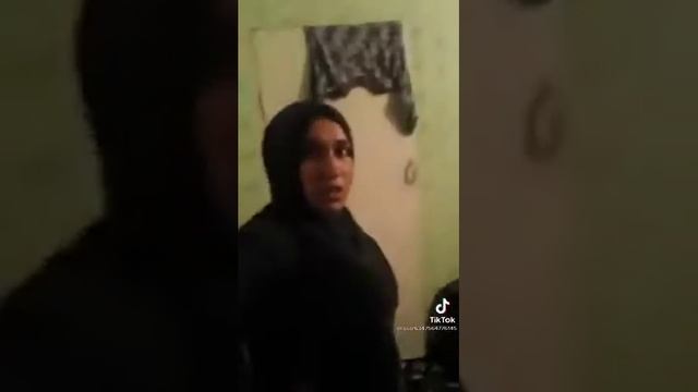 зани Зинокор дастгир шуд 😳 смотреть онлайн