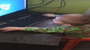 миша иди нахy собирайся в садик