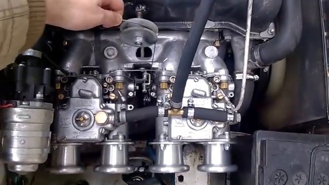 Twin Weber 40 DCOE смотреть онлайн