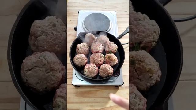 albóndigas con salsa смотреть онлайн